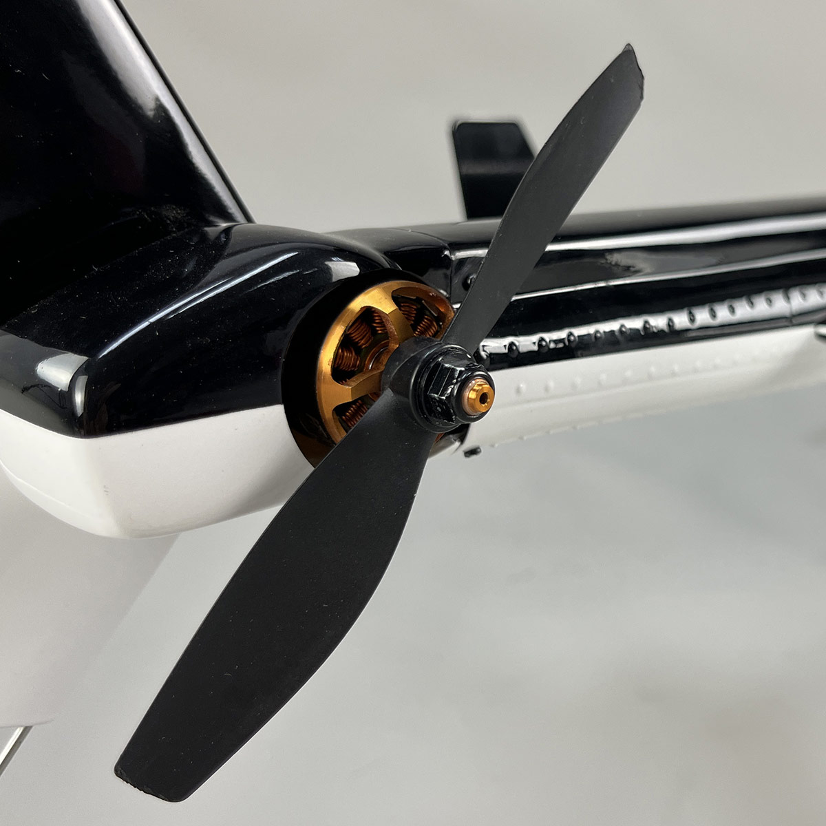 470 Size Airwolf RTF RC Helico - đánh giá và giá Rc Helicopter Nitro